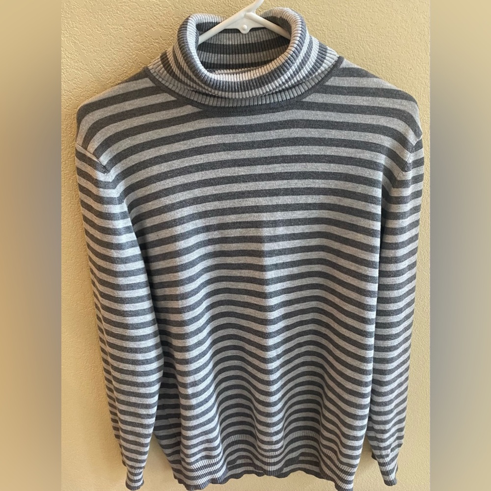 Classic striped turtleneck sweater. Great brand. Like new. Soft and cozy. XXL